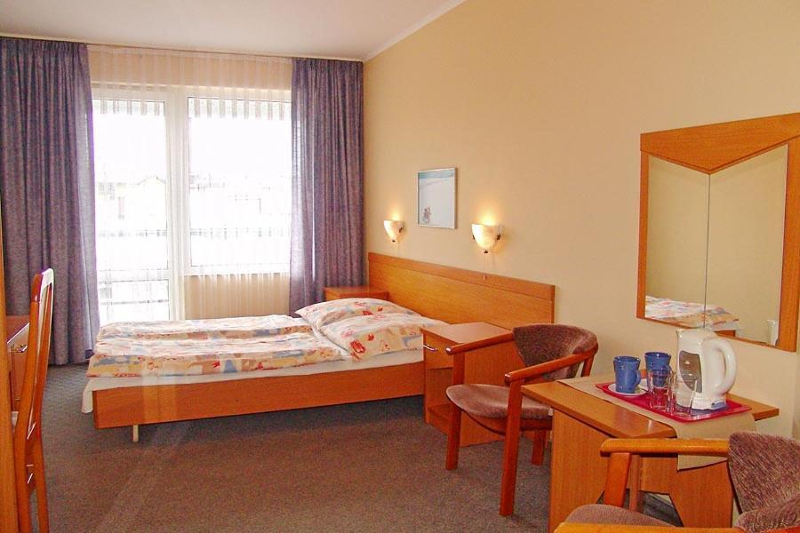 Hotel Europa ยาสต์เชอเบีย กูรา ภายนอก รูปภาพ